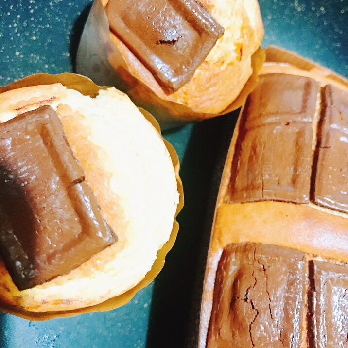 ホケミで簡単 チョコ乗せカップケーキ レシピ 作り方 By ななこなべ 楽天レシピ